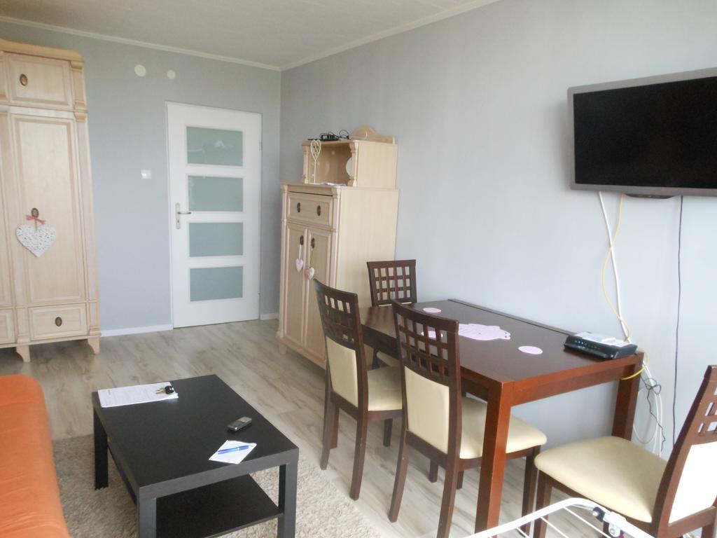 Apartamento Apartament Obrońców Wybrzeża Gdansk Habitación foto