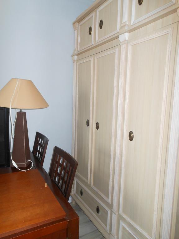 Apartamento Apartament Obrońców Wybrzeża Gdansk Habitación foto