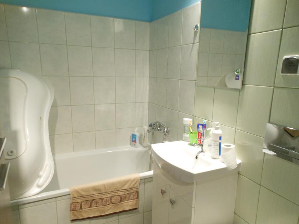 Apartamento Apartament Obrońców Wybrzeża Gdansk Habitación foto