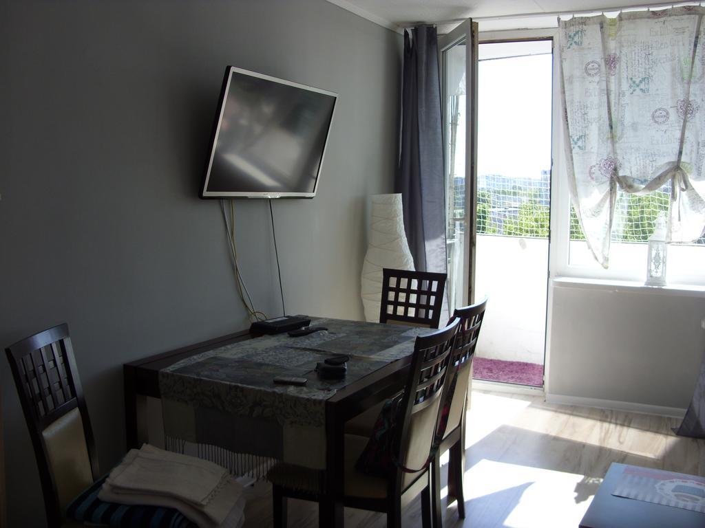 Apartamento Apartament Obrońców Wybrzeża Gdansk Habitación foto